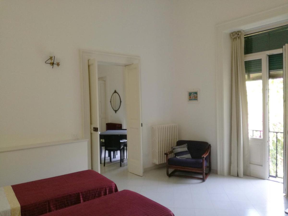 Palazzo Rollo Bed & Breakfast Lecce Eksteriør bilde