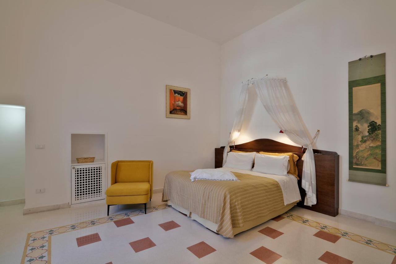 Palazzo Rollo Bed & Breakfast Lecce Eksteriør bilde