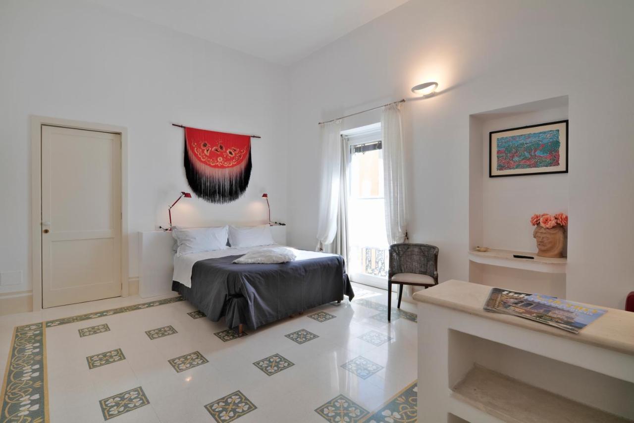 Palazzo Rollo Bed & Breakfast Lecce Eksteriør bilde