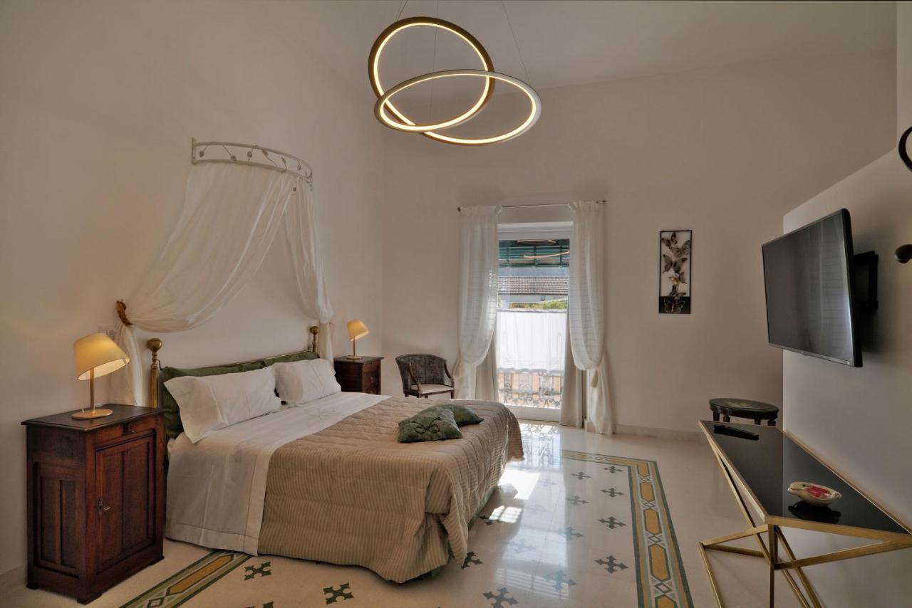 Palazzo Rollo Bed & Breakfast Lecce Eksteriør bilde